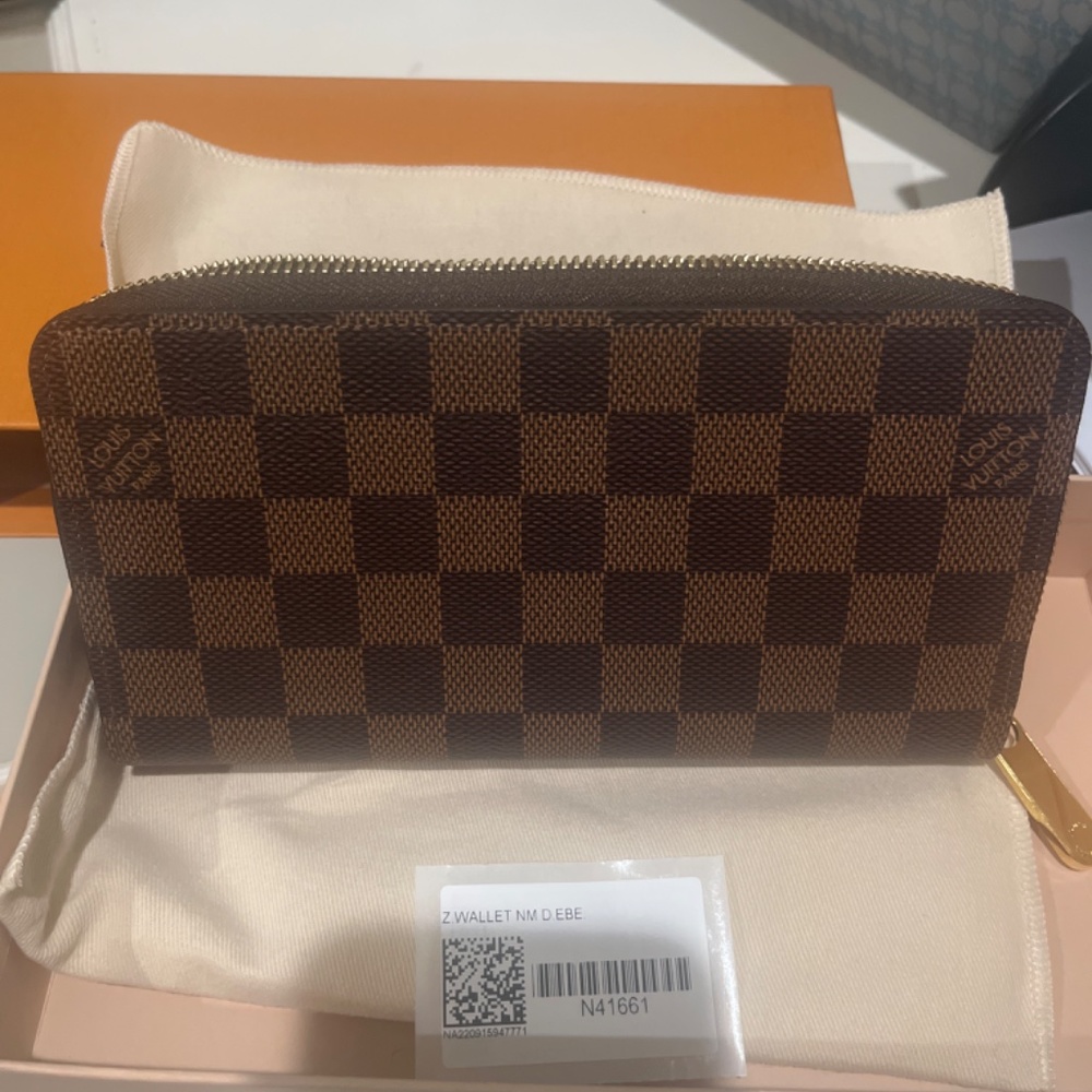 Louis Vuitton New wallet - Picture 4 of 4